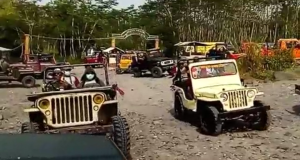 Wisata Jeep Merapk
